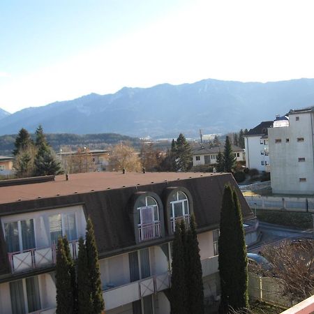 Holiday Apartments Warmbad Филах Екстериор снимка