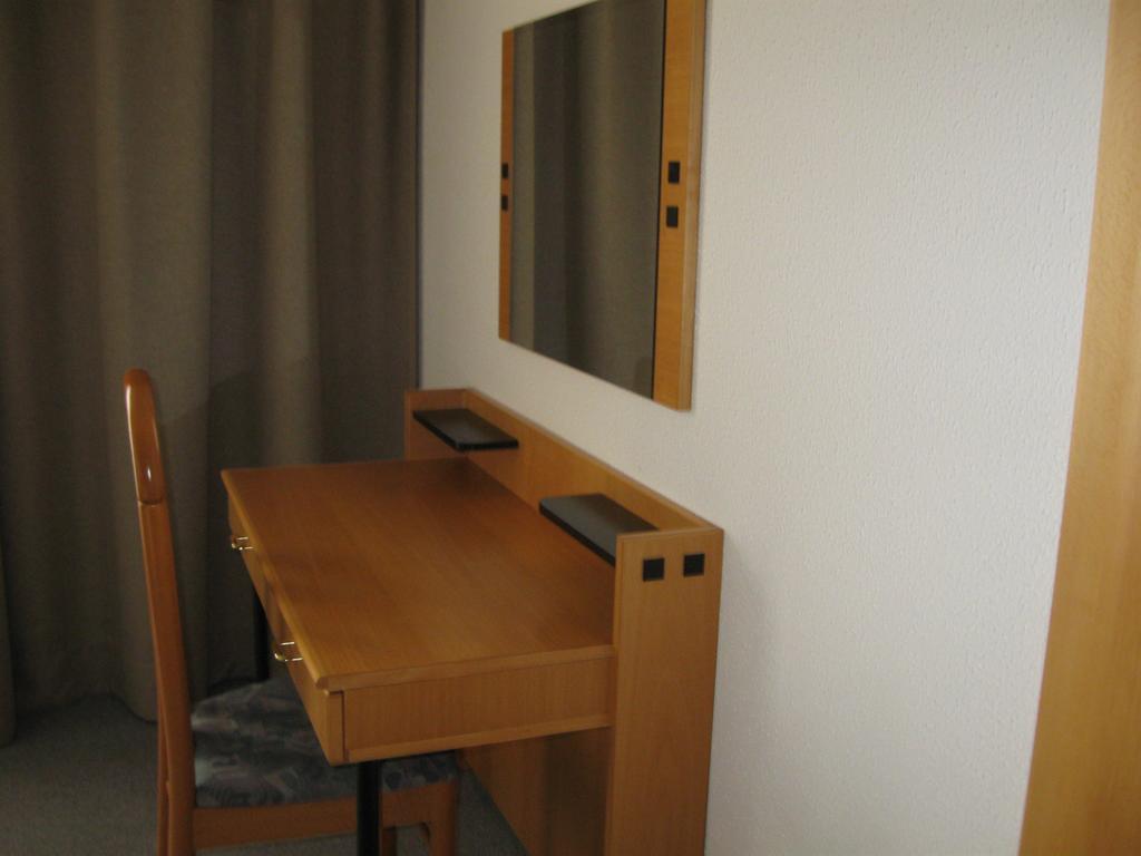 Holiday Apartments Warmbad Филах Стая снимка