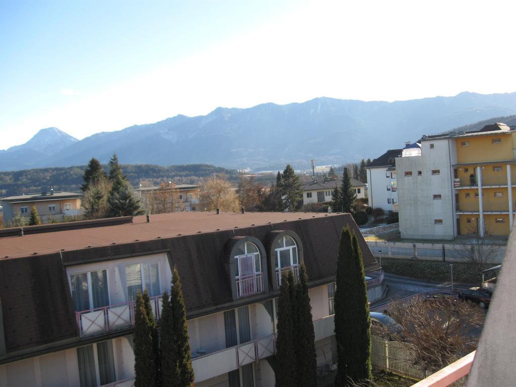 Holiday Apartments Warmbad Филах Екстериор снимка