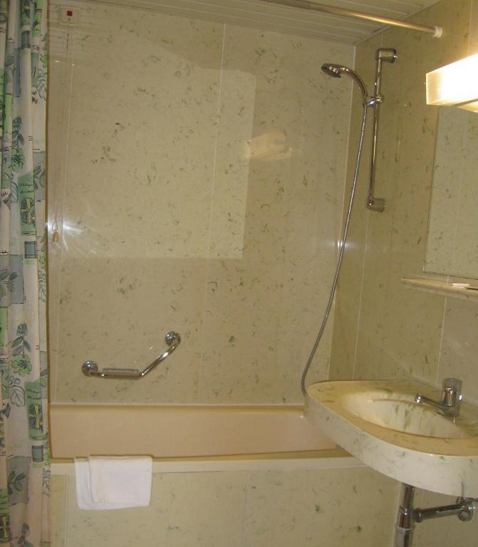 Holiday Apartments Warmbad Филах Екстериор снимка